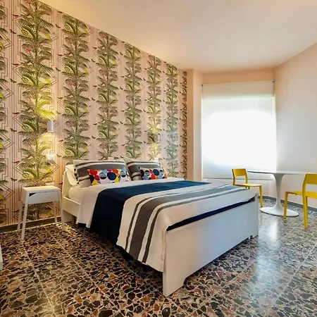 Budget Sonnino 37 게스트하우스