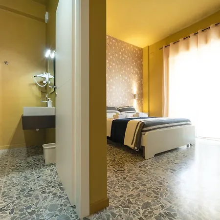 Budget Sonnino 37 Guest house