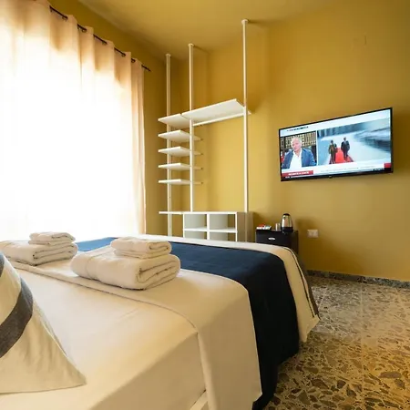 Budget Sonnino 37 Guest house *